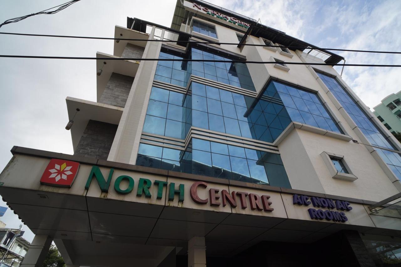 North Centre Hotel Kochi Exterior foto